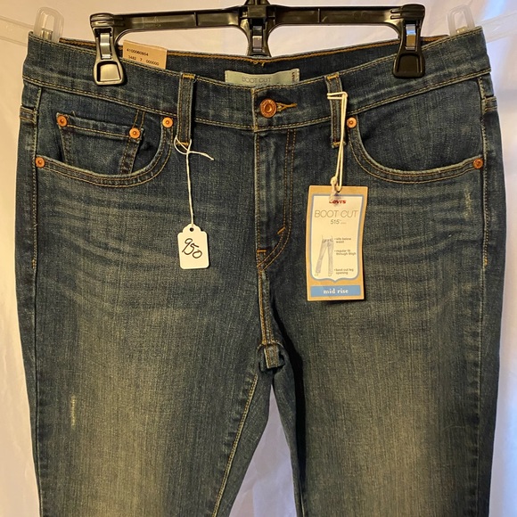 NWT Levi’s denim jeans. Size 8. - Picture 6 of 11